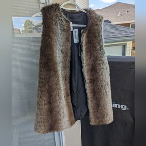 Vera Moda Faux Fur Vest